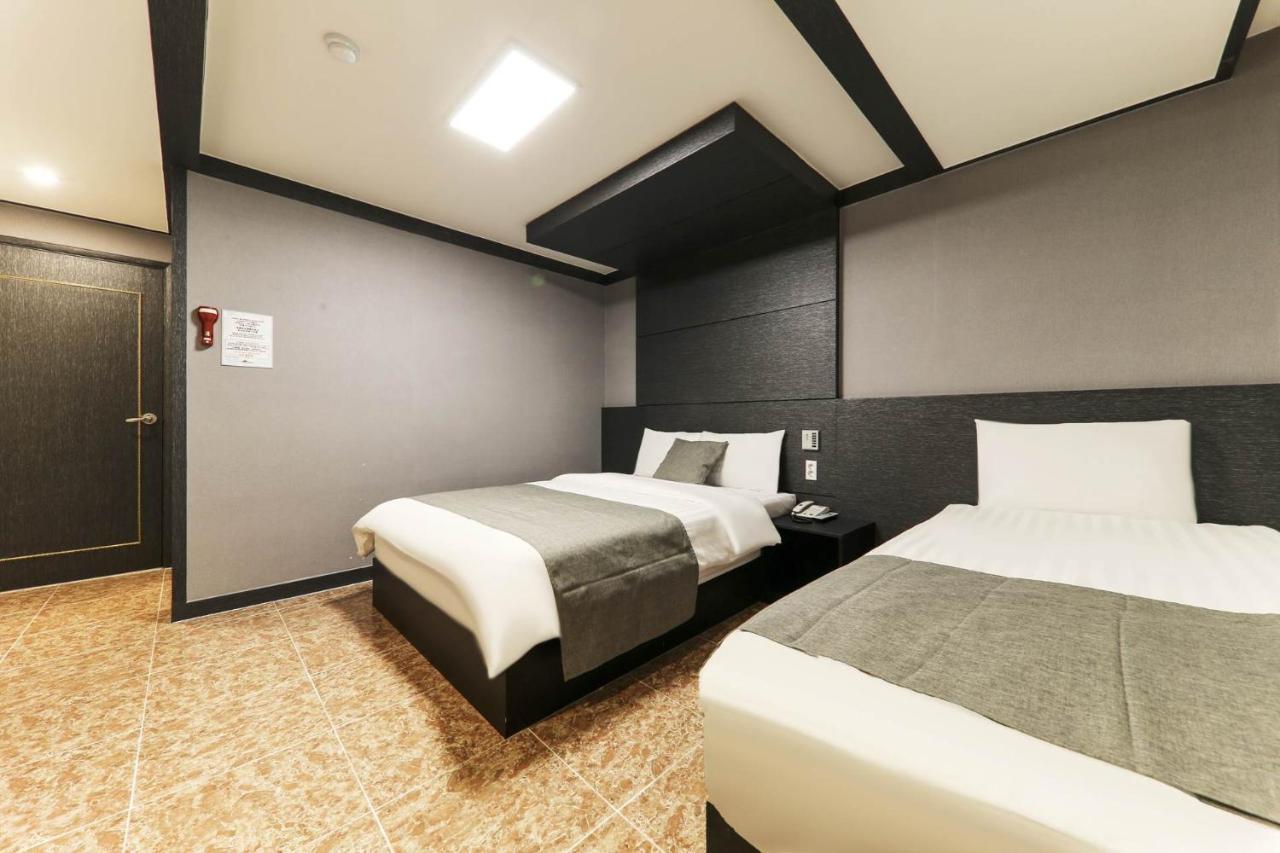 Major Hotel Jeju Exterior foto